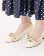 Valentino Bowow Pump In Kidskin With Studs 45Mm - Image 8